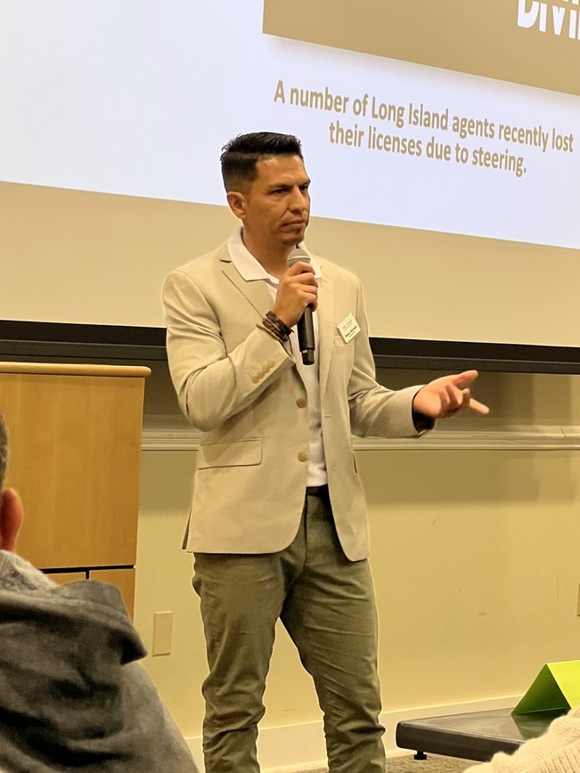 Jimmy speaking at Lake Norman Realty